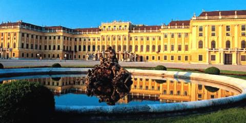 Stadtrundfahrt Wien mit Schloss Schönbrunn ohne Warten